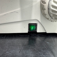 Leica DM 750/4K Microscope image 2